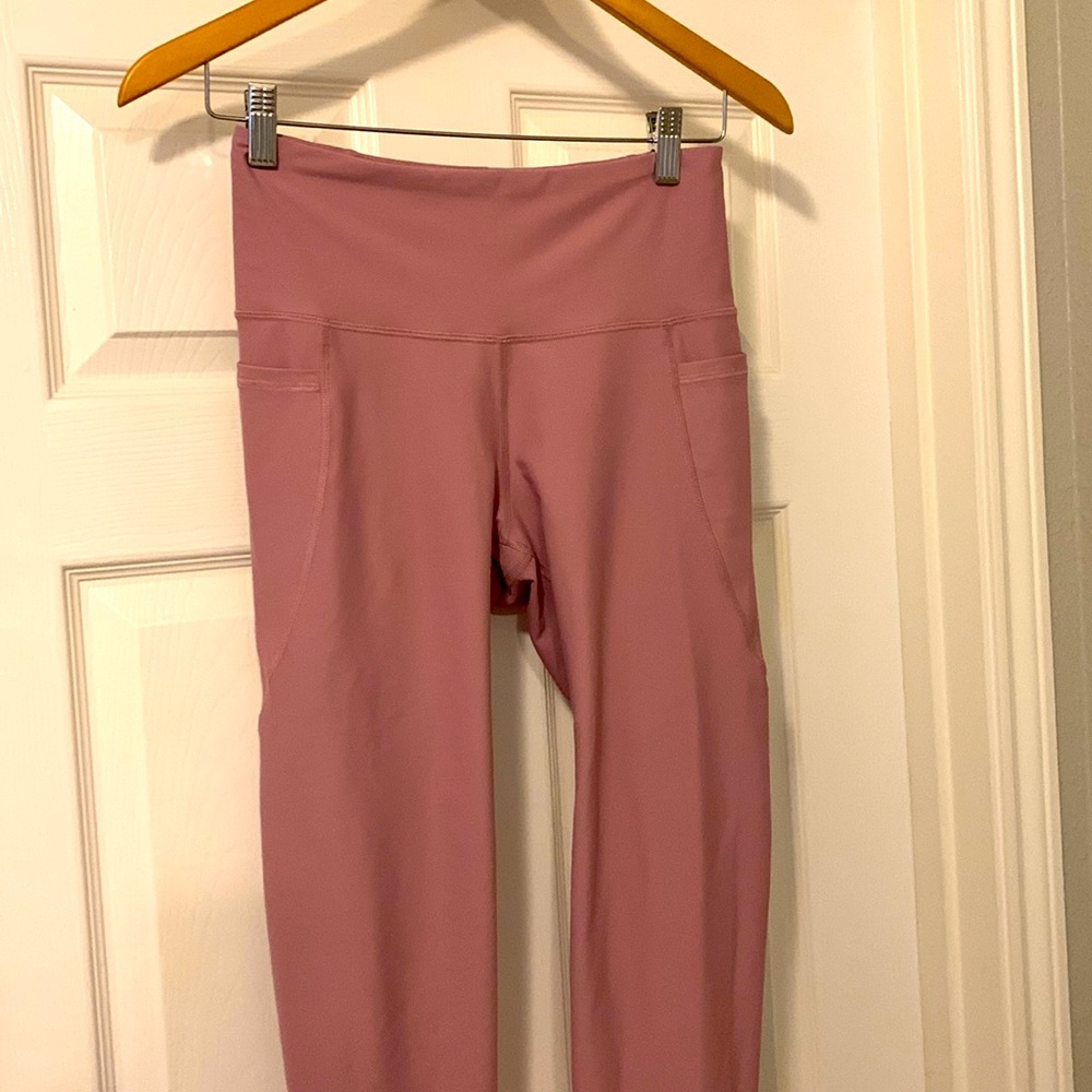Old Navy purple leggings